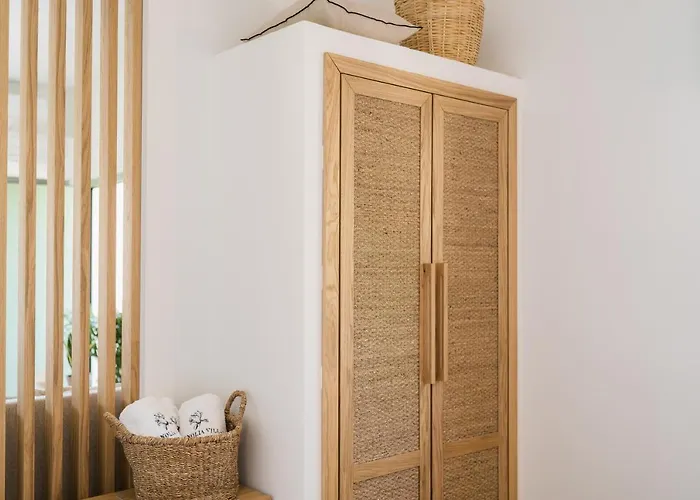 Magnolia Thassos Vilă Potos